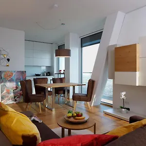  Apartment Triiiple Level 21 Mit Balkon Und Tiefgarage Österreich